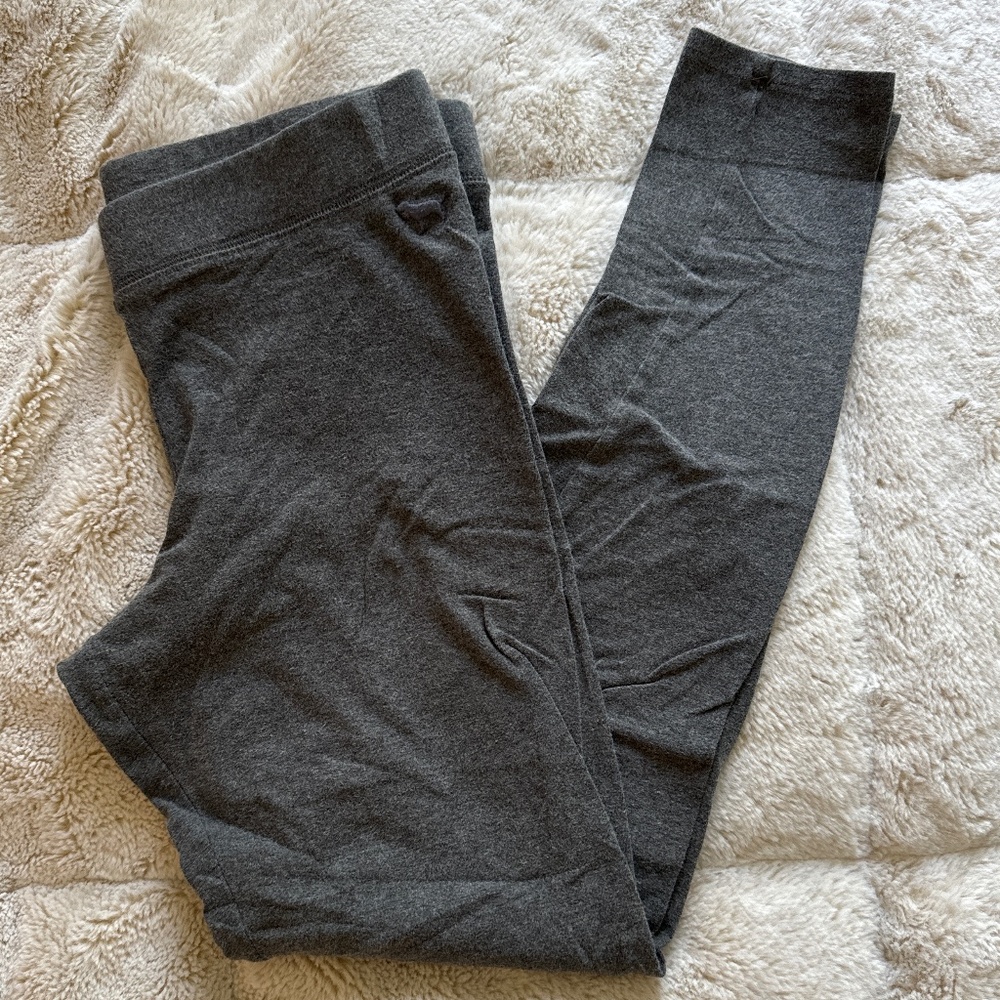 Victoria’s Secret Pink leggings